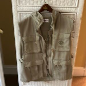 Kaki vest from South Africa safari great camera jacket multipockets handy